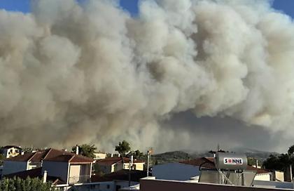 Σε κατάσταση έκτακτης ανάγκης ο δήμος Διονύσου- Έκκληση της δημάρχου για εκκένωση της περιοχής