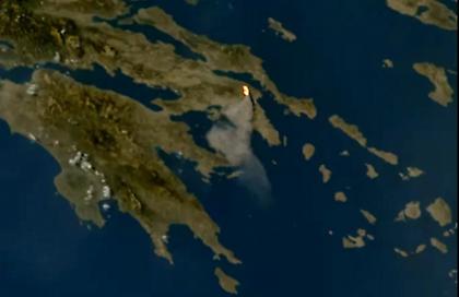Ορατά από το διάστημα τα πύρινα μέτωπα στην Αττική - Δείτε βίντεο