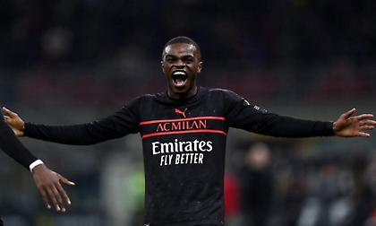 Παίρνει Καλουλού από τη Μίλαν η Γιουβέντους