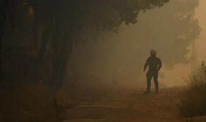 Μήνυμα από το 112: Φωτιά στην περιοχή Βρανά Mαραθώνα - Απομακρυνθείτε προς Νέα Μάκρη