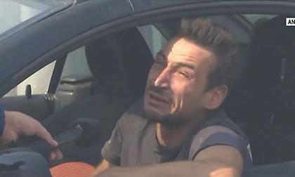 Κάτοικος Πεντέλης λύγισε στην κάμερα: «Καίγονται οι άνθρωποι, κρίμα ο κόπος τους, κρίμα για όλα…»