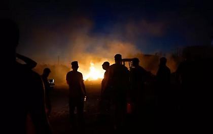 Φωτιά στην Αττική: Μάχη με αναζωπυρώσεις και διάσπαρτες εστίες - Μεγάλες οι καταστροφές