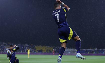 Τον έβγαζαν φωτογραφία μέχρι και οι… συμπαίκτες του: Στο ρυθμό του Κριστιάνο όλη η Αλ Νασρ