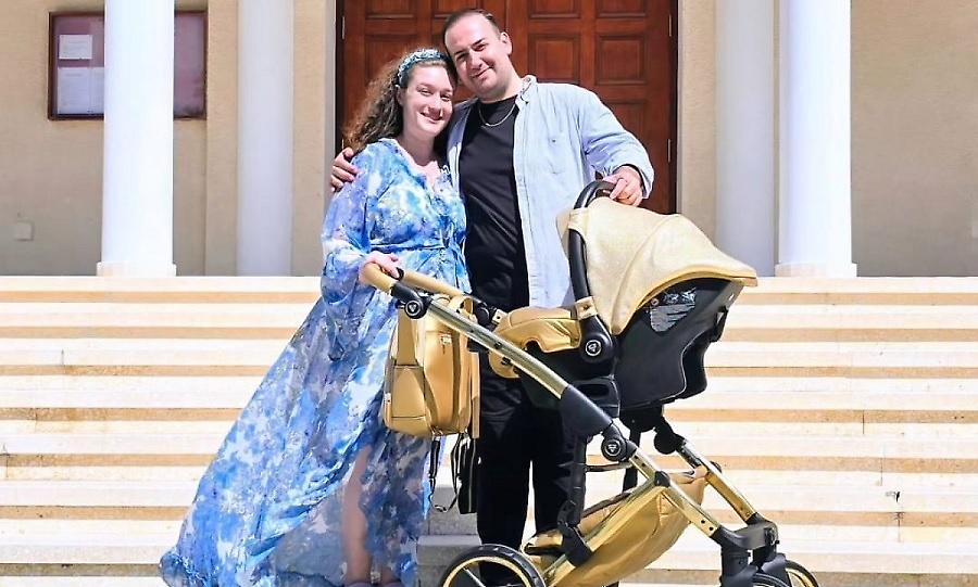 Μαυρίκιος Μαυρικίου-Ιλάειρα Ζήση: Σαράντισαν την κόρη τους στην εκκλησία που παντρεύτηκαν