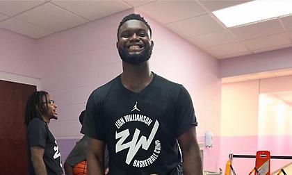 Εμφανώς αδυνατισμένος ο Ζάιον Γουίλιαμσον