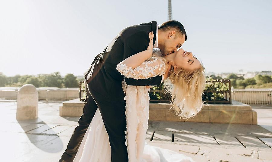 3 ζώδια που θα σας αφήσουν στα σκαλιά της εκκλησίας