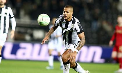 Oριστικό: Από τον ΠΑΟΚ στην Αλ Κχολούντ ο Τρόοστ-Εκόνγκ