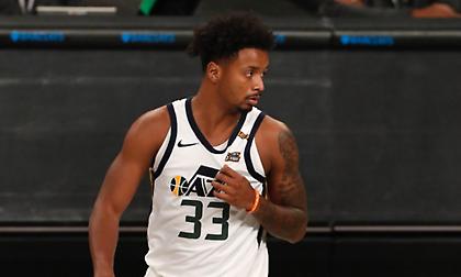 Ανακοίνωσε το πρόωρο διαζύγιο με Χιουζ ο Προμηθέας