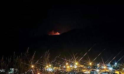 Καίγεται για δεύτερη ημέρα το όρος Παγγαίο στην Καβάλα