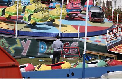 Τραγωδία στο λούνα παρκ: Ο πατέρας του 19χρονου Γιάννη ξεσπά για το μπαλάκι ευθυνών - «Πού είναι ο εισαγγελέας;»