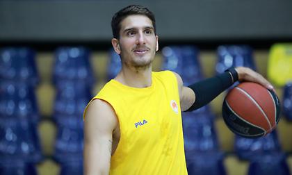 Πουλιανίτης: «Νέα αρχή, γεμάτη φιλοδοξίες και όνειρα για το Περιστέρι Domino’s»