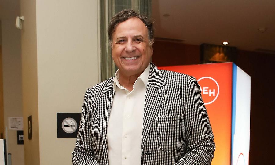 Χάρης Ρώμας: «Εγώ είμαι άντρας, γεννήθηκα άντρας κι αισθάνομαι άντρας»