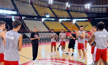 Ξεκίνησε την προετοιμασία του ο Ολυμπιακός (vid)