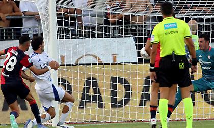 Πήρε τον πρώτο της βαθμό στο Κάλιαρι η Κόμο