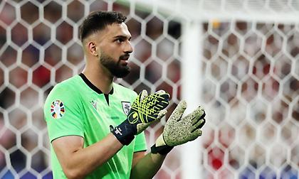 Ανακοίνωσε την απόκτηση του Μαμαρντασβίλι η Λίβερπουλ, μένει δανεικός στη Βαλένθια τη φετινή σεζόν