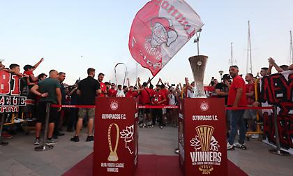 «Ερυθρόλευκη» τρέλα και στη Λήμνο για τις ευρωπαϊκές κούπες του Ολυμπιακού!