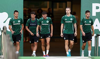 Αθανασίου: «Να το πιστέψει ο Παναθηναϊκός – Έδωσε απαντήσεις ο Αλόνσο για το στυλ παιχνιδιού»