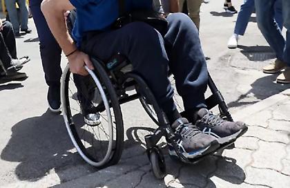 Προεδρικό Διάταγμα για τη διευκόλυνση πρόσβασης ΑμεΑ, εγκύων και ηλικιωμένων στα πλοία - Τι αλλάζει