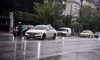 Συνεχίζεται η κακοκαιρία: Ποιες περιοχές θα «χτυπήσει» σήμερα - Στο «μάτι» και η Αττική