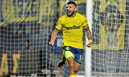 Σάρωσε τον Πανσερραϊκό με τριάρα και πήρε τους πρώτους του βαθμούς ο Παναιτωλικός!