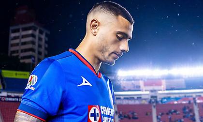 Βρήκε δίχτυα με την Κρουζ Αζούλ ο Γιακουμάκης