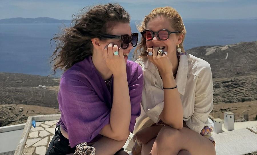 Εξηνταβελώνη-Μπακλέση: Από το Ταμάμ, αχώριστες #friendshipgoals