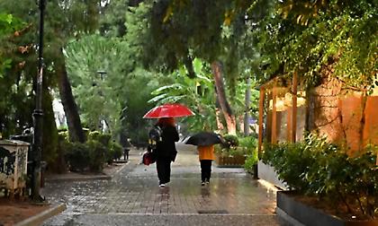 Καιρός: Το Φθινόπωρο ξεκινά με βροχές και καταιγίδες - Οι περιοχές που θα επηρεαστούν σήμερα