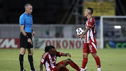 Πώς σφύριξε ο Τζήλος τον Ολυμπιακό μετά από 6 χρόνια