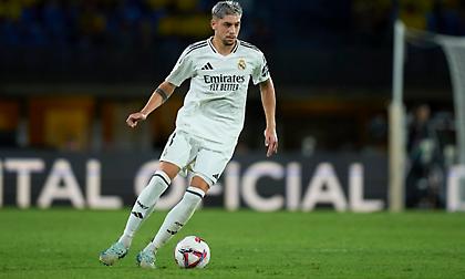 «Αρρωστάκι» με τον Κροος ο Φέντε, κάνει… μαγικά με παπούτσια που έχουν τ’ όνομα του Γερμανού!