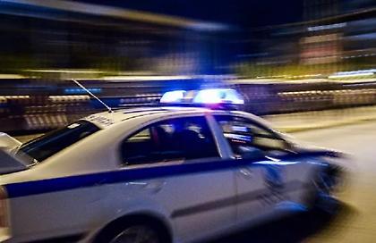 Κινηματογραφική καταδίωξη στην Αττική Οδό: Αυτοκίνητο έσπασε τις μπάρες των διοδίων - Ξέφυγαν οι επιβάτες του