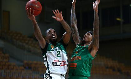 Καμπερίδης: «Ο Λορέντσο Μπράουν έχει προσαρμοστεί απόλυτα στην ομάδα»