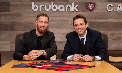 Μεταγραφή-έκπληξη για Μουνιαΐν: Ανακοινώθηκε από τη Σαν Λορένσο!