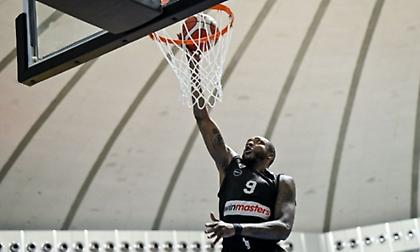 Ήττα για τον ΠΑΟΚ από τη Σάσαρι