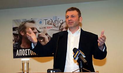 Ο Απόστολος Γκλέτσος δηλώνει «παρών» για την ηγεσία του ΣΥΡΙΖΑ