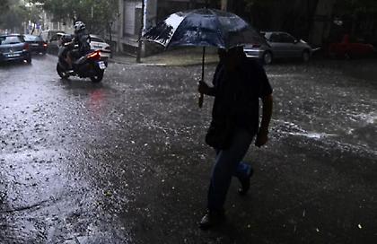Πού και πότε θα χτυπήσει η κακοκαιρία «ATENA» - Ισχυρές βροχές και καταιγίδες, με κεραυνούς και χαλάζι