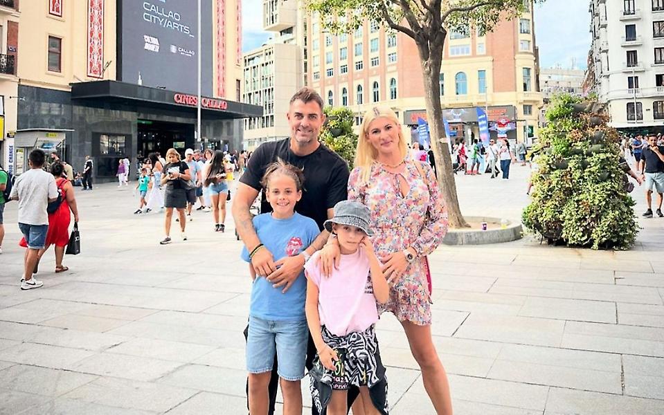 Στέλιος Χανταμπάκης-Όλγα Πηλιάκη: Έφτασαν στη Μαδρίτη και στέλνουν μήνυμα