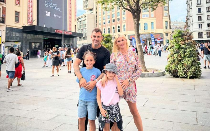 Στέλιος Χανταμπάκης-Όλγα Πηλιάκη: Έφτασαν στη Μαδρίτη και στέλνουν μήνυμα