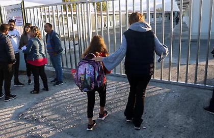 ΓΣΕΕ: Τι ισχύει για τις γονικές άδειες στον ιδιωτικό τομέα - Πόσες ημέρες δικαιούνται οι εργαζόμενοι γονείς