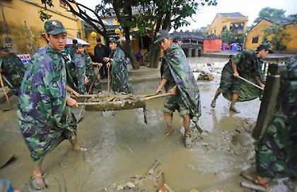 Δεκάδες νεκροί από τον τυφώνα Yagi και στο Βιετνάμ - Κατέρρευσε γέφυρα και παρασύρθηκε λεωφορείο