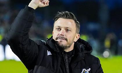 Χαλάει η μετακίνηση του βοηθού προπονητή της Στόκπορτ στη Ρεάλ Μαδρίτης, δεν μπόρεσε να πάρει άδεια εργασίας!