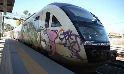 Εισαγγελική παρέμβαση για την παρ' ολίγον μετωπική σύγκρουση τρένων του προαστιακού