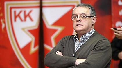 Πρόεδρος Ερυθρού Αστέρα: «Παίκτης του Ολυμπιακού ο Πετρούσεφ»