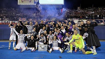 Τρελάθηκε ο Γκατούζο μετά το «διπλό» στο Ζάγκρεμπ και πήρε δώρο στους παίκτες του το iPhone 16!