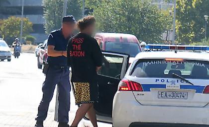 Στη φυλακή ο 46χρονος οδηγός που παρέσυρε την οικογένεια στη Θέρμη - Τι υποστήριξε στην απολογία του