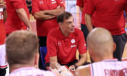 Μπαρτζώκας: «Δεν γίνεται οι ομάδες της Euroleague να έχουν λιγότερους από 15 παίκτες»