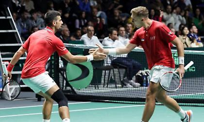 Davis Cup: Τζόκοβιτς και Μετζέντοβιτς «καθάρισαν» τη δουλειά για τη Σερβία κόντρα στην Ελλάδα
