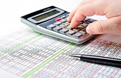 Μπαρ μόνο με ζημιές και άποροι κομμωτές