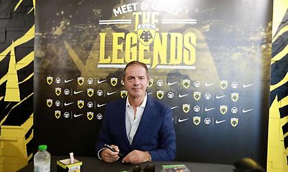 Συνάντησε τους φίλους της ΑΕΚ στην μπουτίκ της «OPAP Arena» ο Χρήστος Κωστής