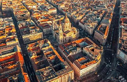 Γειτονιά της Βουδαπέστης ψήφισε υπέρ της απαγόρευσης του Airbnb από το 2026