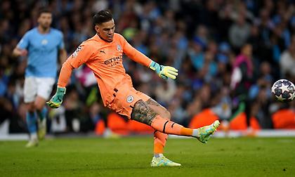 Ούτε «δεκάρι» να ήταν: Ο Έντερσον έφτασε τις 4 ασίστ στην Premier League-Ξεπέρασε τον... Άντονι